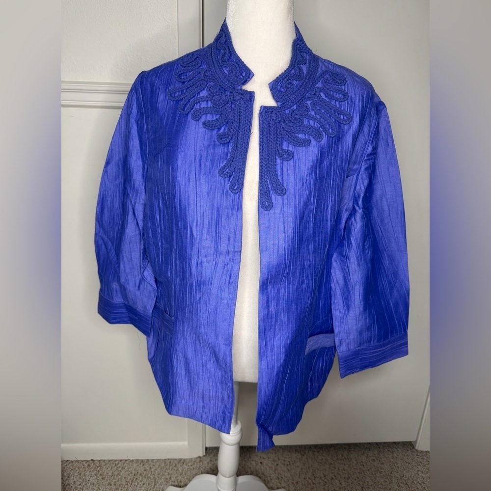 Chico's Linen Embroidered Open Jacket Blazer Purple Medium or size 2